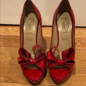 Valentino Peep Toe Pumps size 38.5